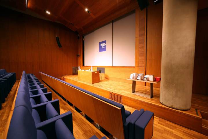 Location de matériel audiovisuel fiable et performant à Paris